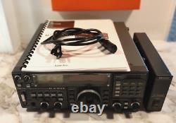 ICOM IC-R7000 HF, VHF, UHF wide band communication receiver With operation manual