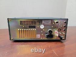 Icom IC-R7000 HF/UHF/VHF 25Mhz -1300Mhz Receiver c-x