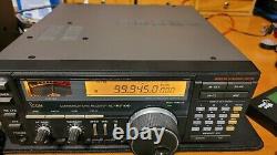 Icom IC-R7100 All Mode UHF VHF Receiver 25-2000MHz Continuous Band Coverage