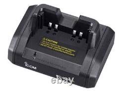Icom ID-52A incl Dock & Cable + VS-3 Bluetooth Handset + Nifty Manual + MicroSD