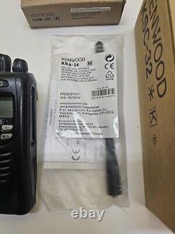 Kenwood NEXEDGE NX-200-K G 136-174 MHz VHF Two Way Radio NX-200 w Charger