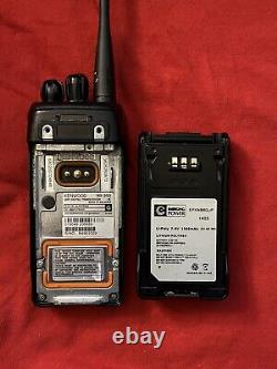 Kenwood NX-300 G UHF Digital /Radio 450-520 Mhz With Battery And Antenna