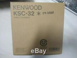 Kenwood TH-D72A 144/440 MHz FM Dual Bander with KSC-32 rapid charger