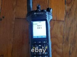Motorola APX 7000 Handheld VHF 700/800 MHz Radio W Charger (H97TGD9PW1AN)