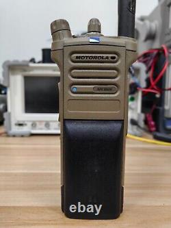 Motorola APX8000H UHF1 UHF2 VHF 7/800 ADP AES DES (No battery)