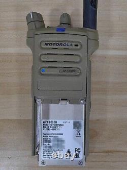 Motorola APX8000H UHF1 UHF2 VHF 7/800 ADP AES DES (No battery)