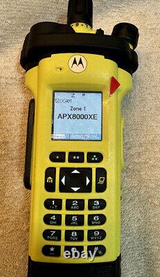 Motorola APX8000XE 4 BAND UHF1 UHF2 VHF 7/800 FIRE YELLOW + MIC