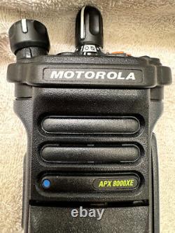 Motorola APX8000XE 4 BAND UHF1 UHF2 VHF 7/800 WITH BRAND NEW DISPLAY MIC