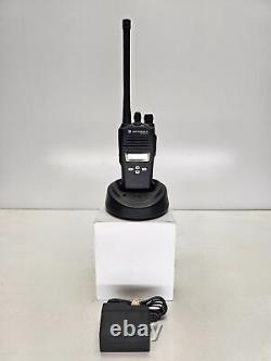 Motorola CP200 XLS CP200XLS VHF 146-174 MHz 128 Channel 4 Watt (Complete Kit)