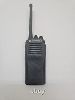 Motorola CP200d 136-174 MHz VHF Two Way Radio AAH01JDC9JA2AN