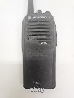 Motorola CP200d 136-174 MHz VHF Two Way Radio AAH01JDC9JA2AN