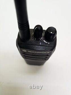 Motorola CP200d 136-174 MHz VHF Two Way Radio AAH01JDC9JA2AN