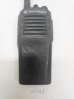 Motorola CP200d 136-174 MHz VHF Two Way Radio AAH01JDC9JA2AN