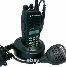 Motorola HT1250 VHF Two Way Radio 136-174 MHz Police Fire EMS MDC AAH25KDH9AA6AN