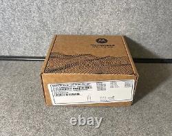 OEM Motorola R7 Two-Way Digital Radio AAH06RDN9RA1AN MOTOTRBO 403-512 MHz 4W NKP